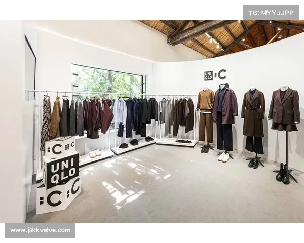 优衣库新款针织 polo,森林绿美炸,显白到开挂! 优衣库新款针织 polo,森林绿美炸,显白到开挂!